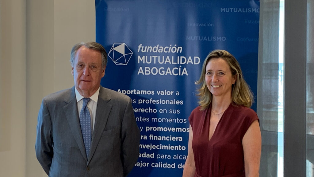 Fundación Mutualidad de la Abogacía y la Universidad Internacional de la Rioja se alían para potenciar el Máster de Acceso a la Abogacía