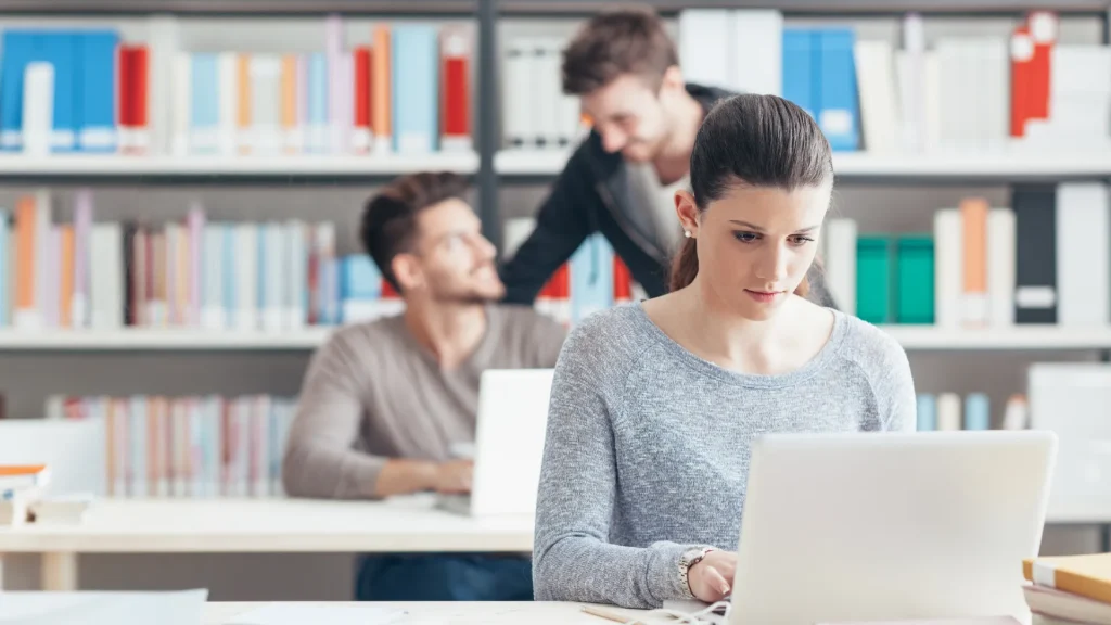 Becas cátedra