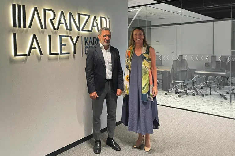 Fundación Mutualidad y Aranzadi LA LEY renuevan su alianza para impulsar el talento jurídico y fortalecer el ecosistema de la abogacía